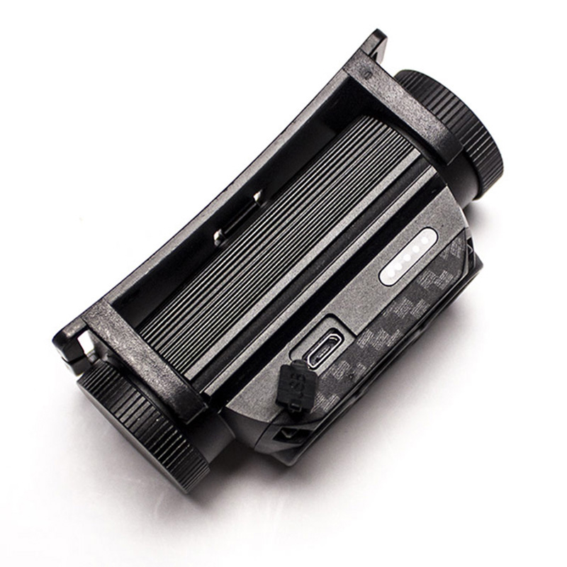 Vodoodporna LED žaromet s pametnim senzorjem in 10 načini polnjenja Vodoodporna LED žaromet s pametnim senzorjem in 10 načini polnjenja